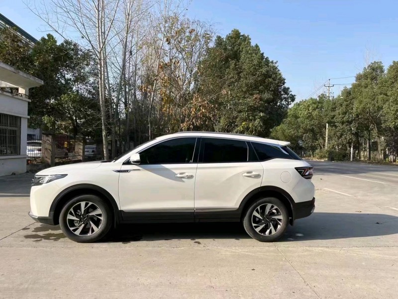 北京22年东风AX7pro8