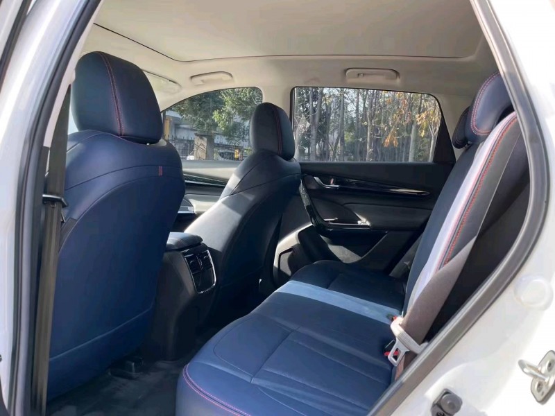 北京22年东风AX7pro7