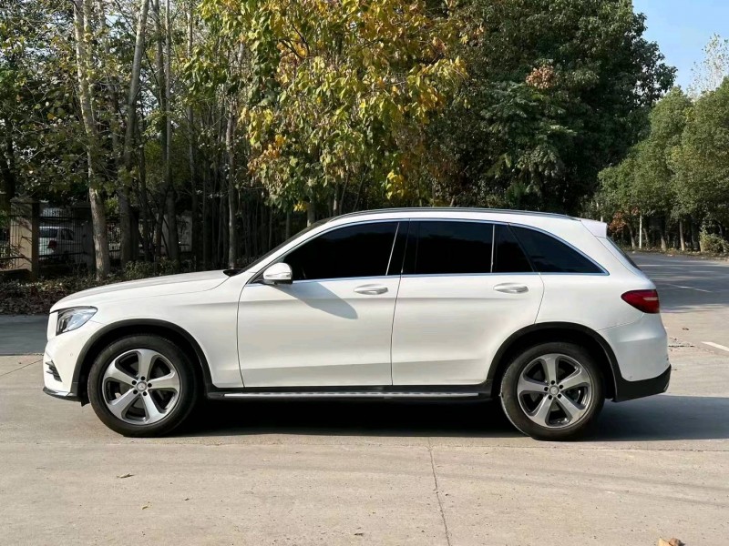 北京17年奔驰GLC4