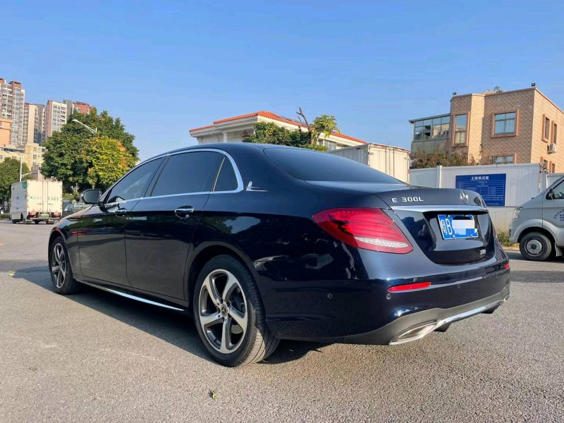 广州18年奔驰E7