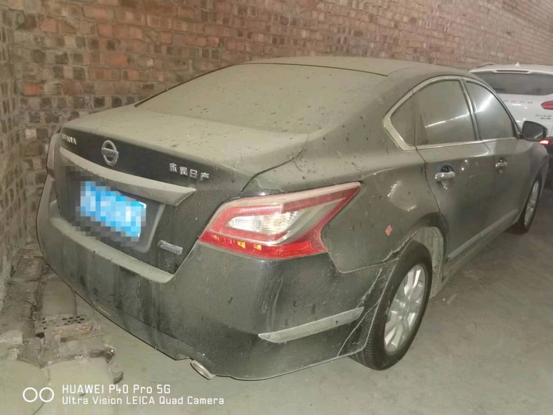 南宁16年日产天籁4