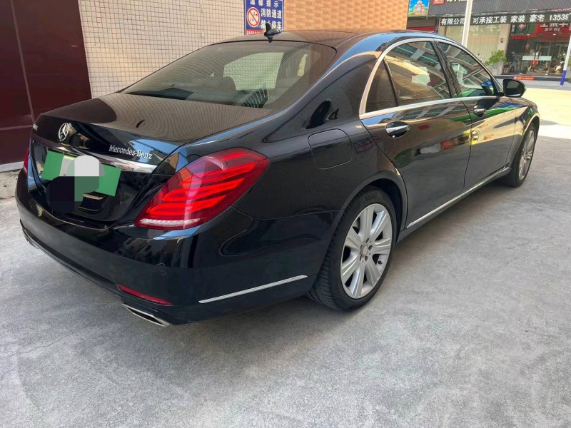 广州13年奔驰S8