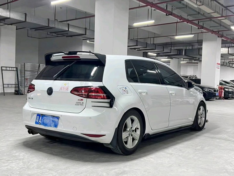 广州17年大众高尔夫9