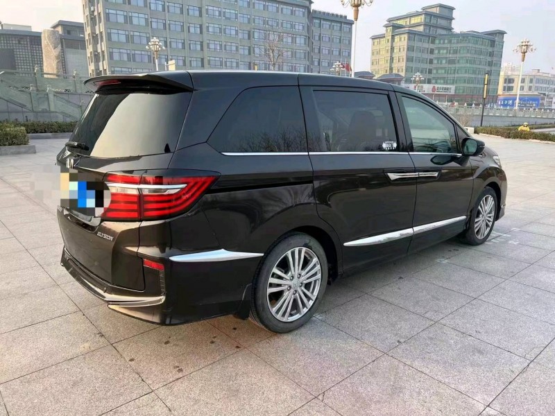 济宁17年本田艾力绅7