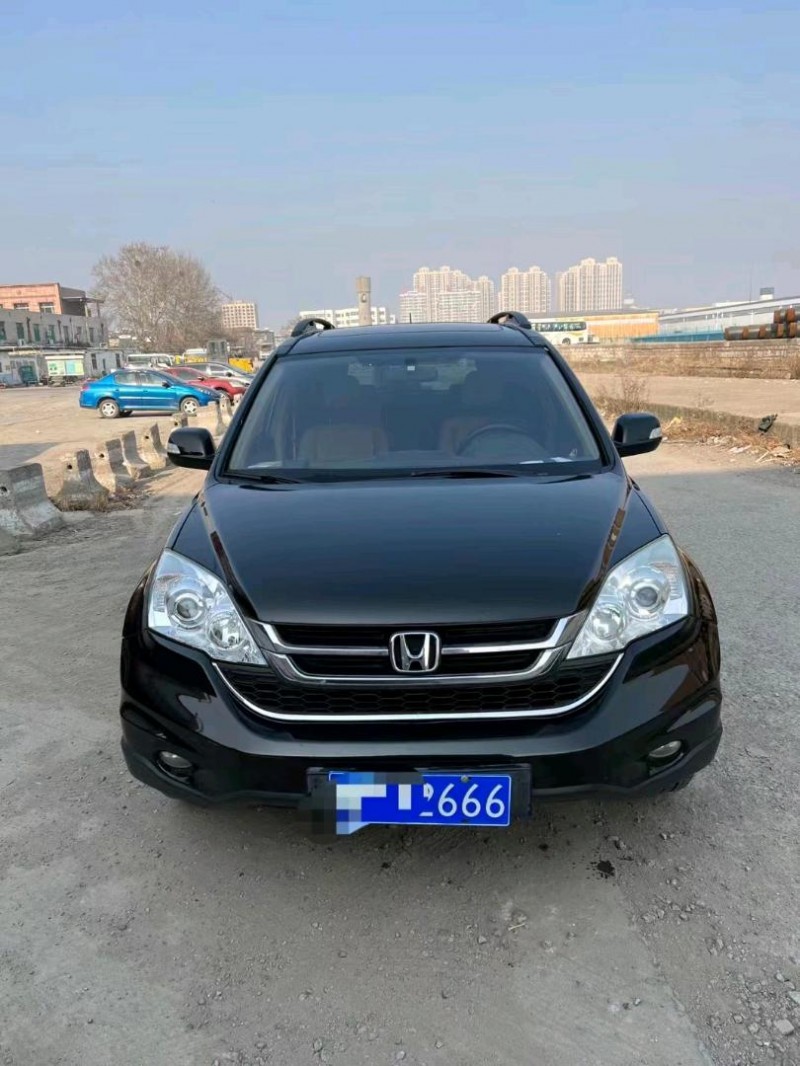 济宁11年本田CRV1