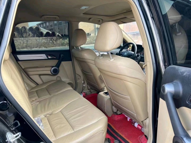 济宁11年本田CRV7