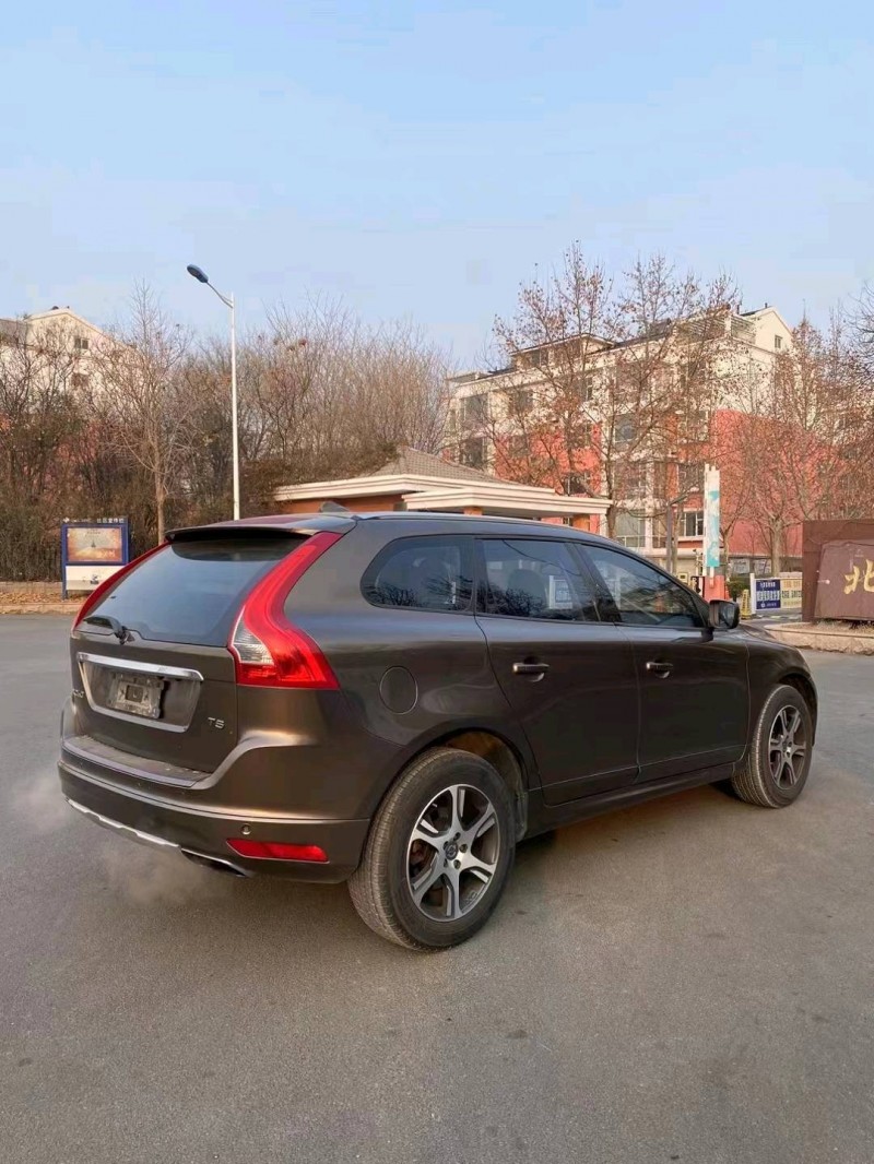 青岛14年沃尔沃XC603