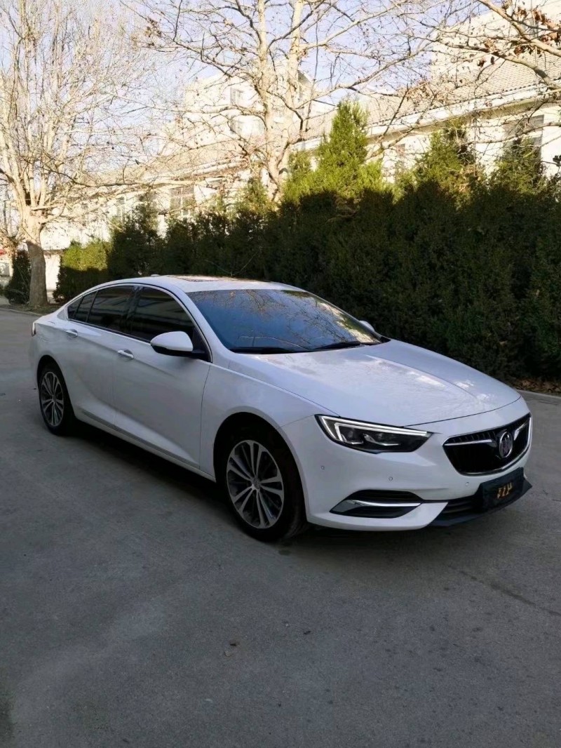 烟台18年别克君威2