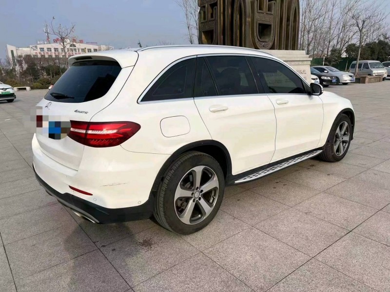 青岛17年奔驰GLC5