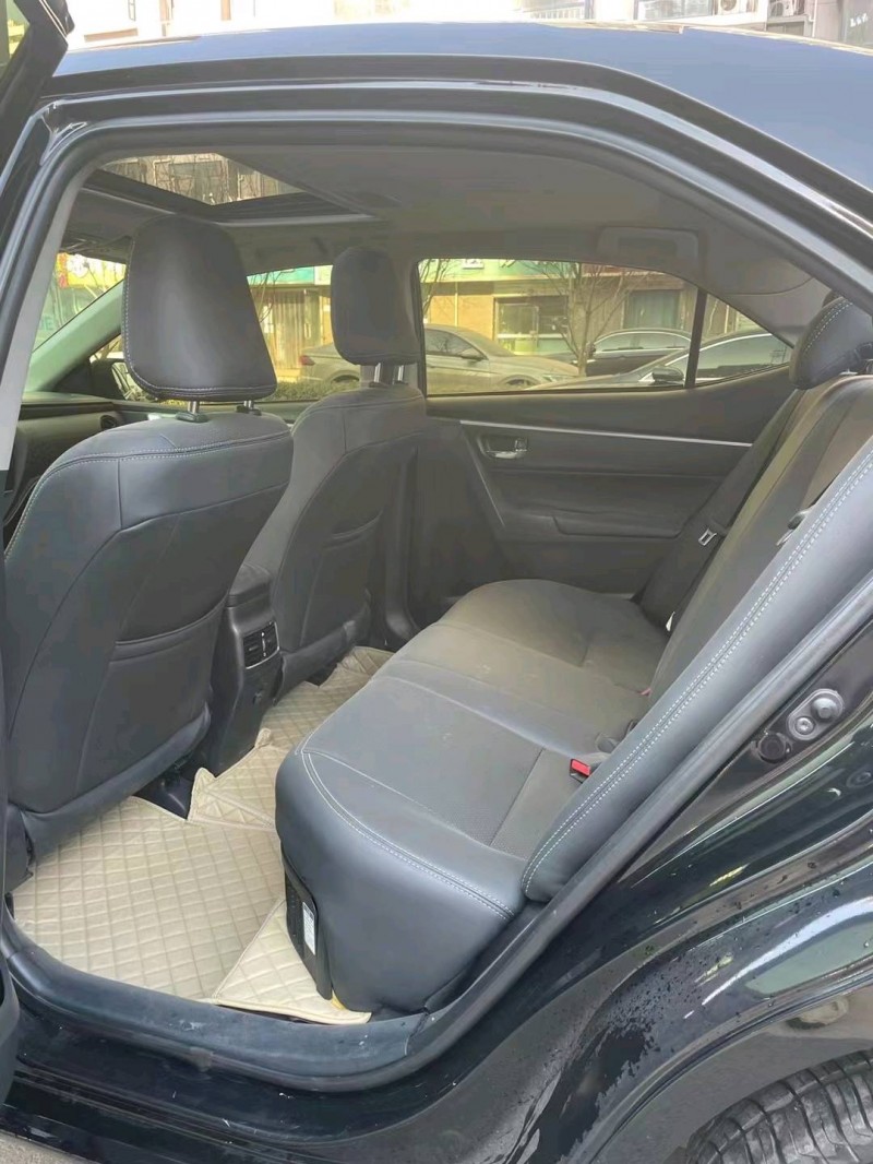 保定18年丰田雷凌3