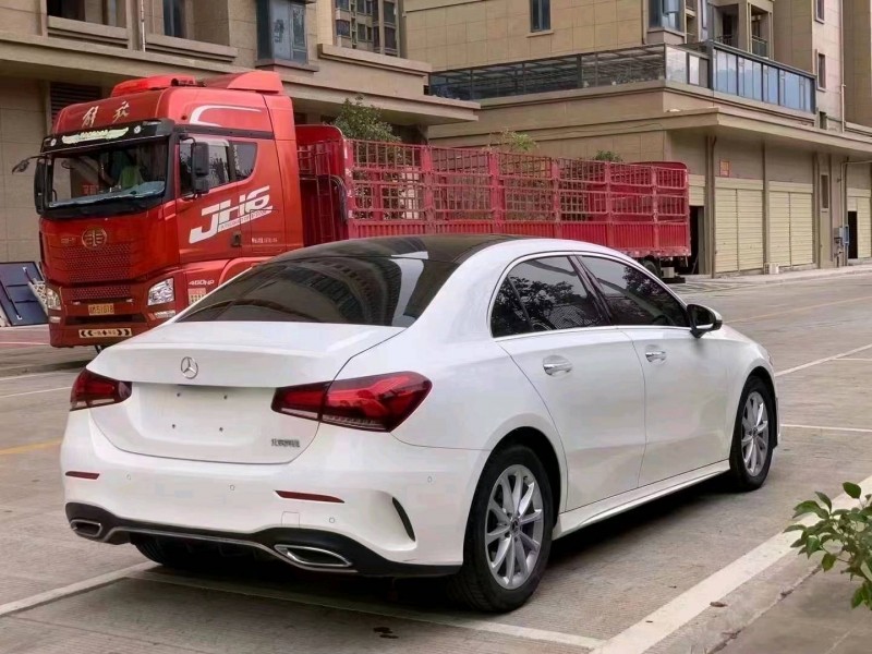 广州20年奔驰A7