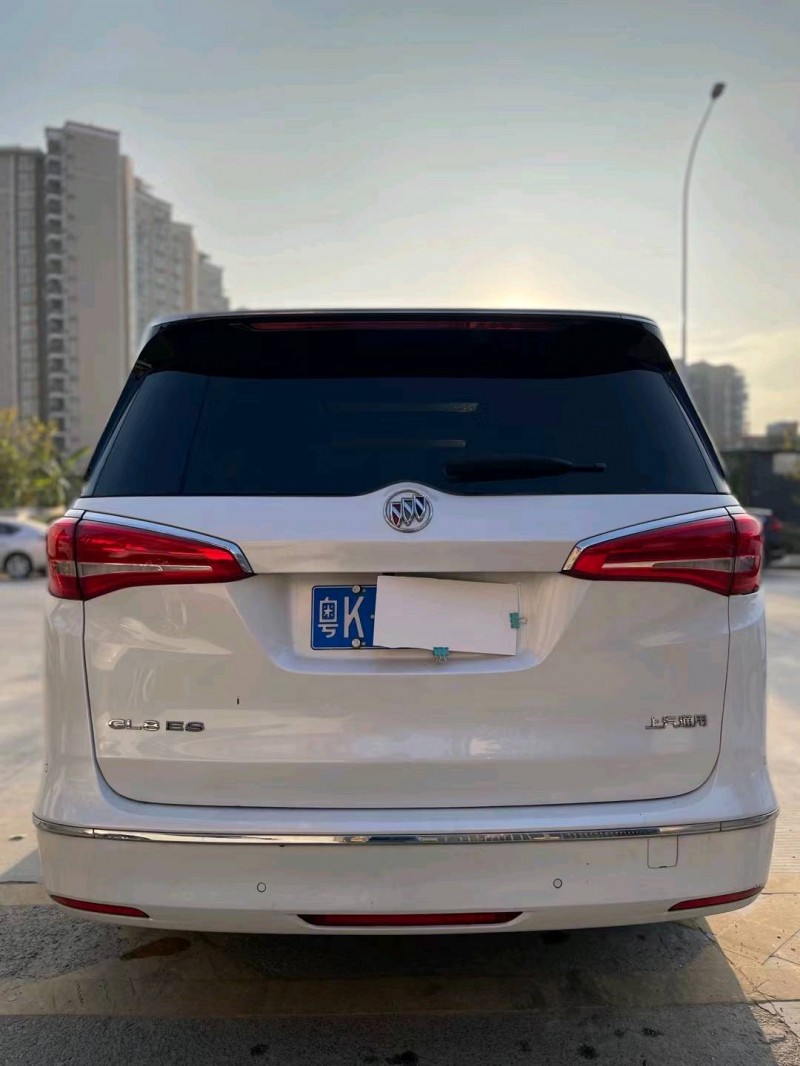 广州18年别克GL84