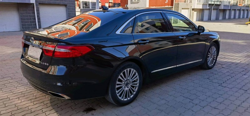 保定16年福特金牛座6