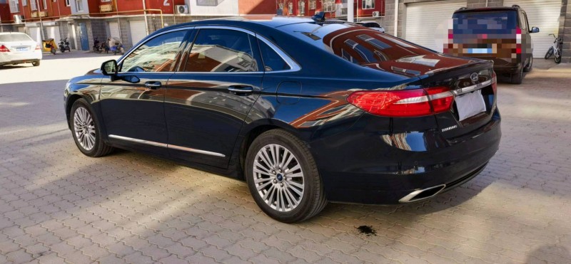 保定16年福特金牛座5