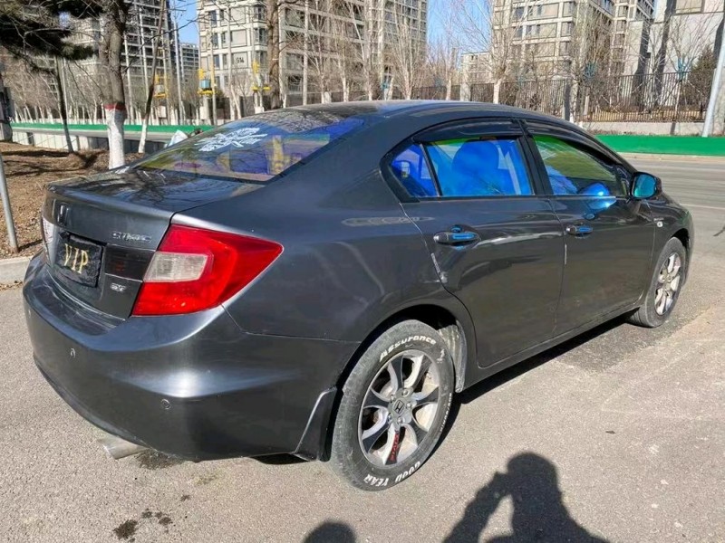 沈阳12年本田思域1