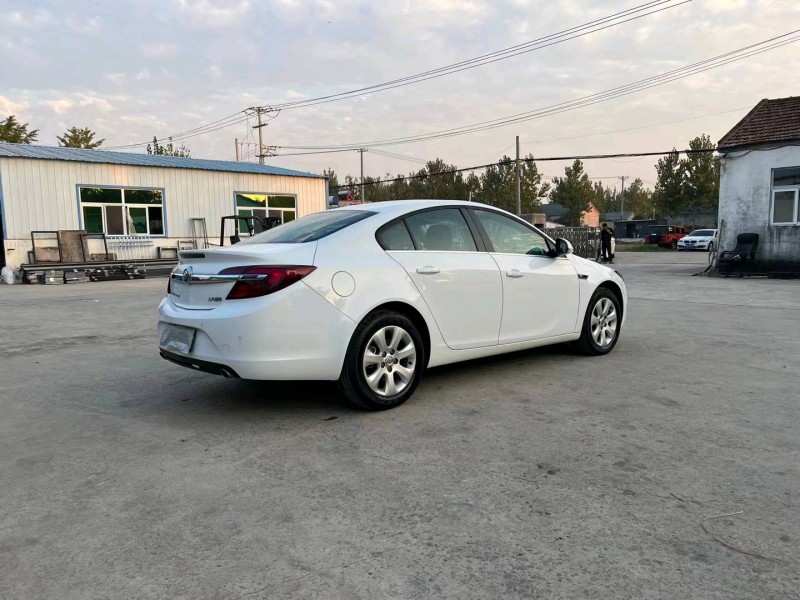 徐州16年别克君威2