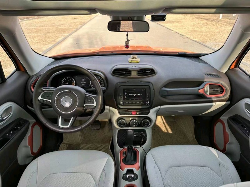 北京16年Jeep自由侠3