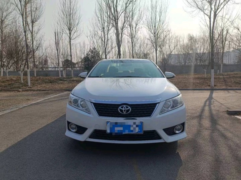 北京13年丰田凯美瑞1