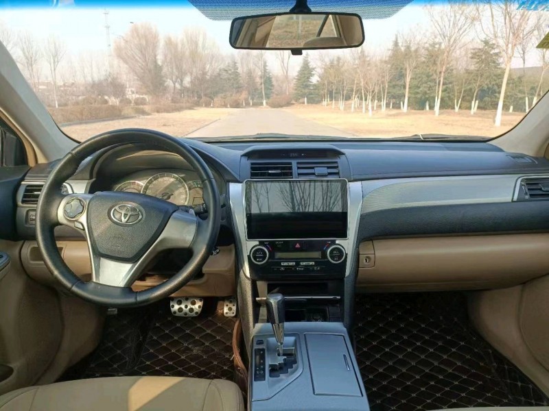 北京13年丰田凯美瑞4