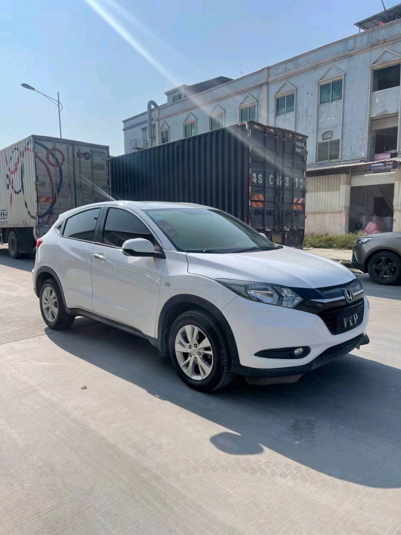 东莞16年本田缤智2