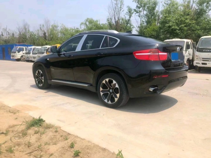 青岛10年宝马X67