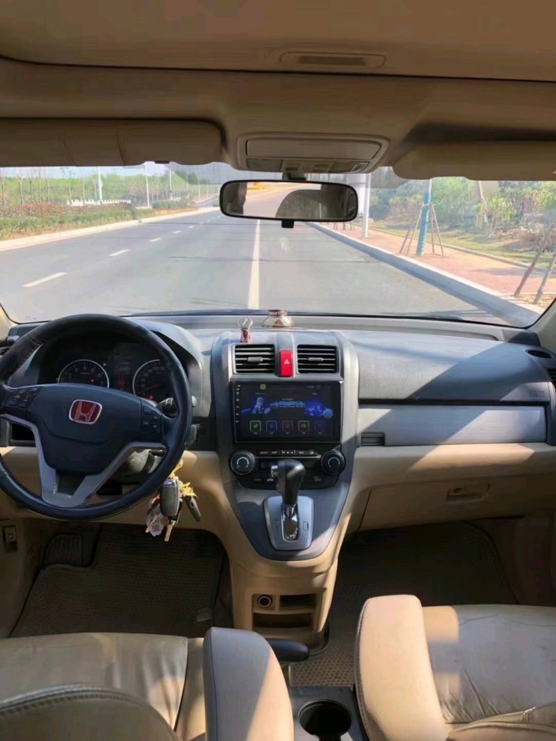 青岛10年本田CRV4