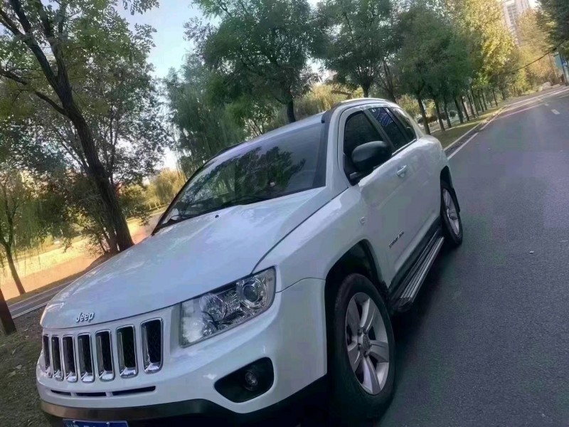 青岛13年Jeep指南者2