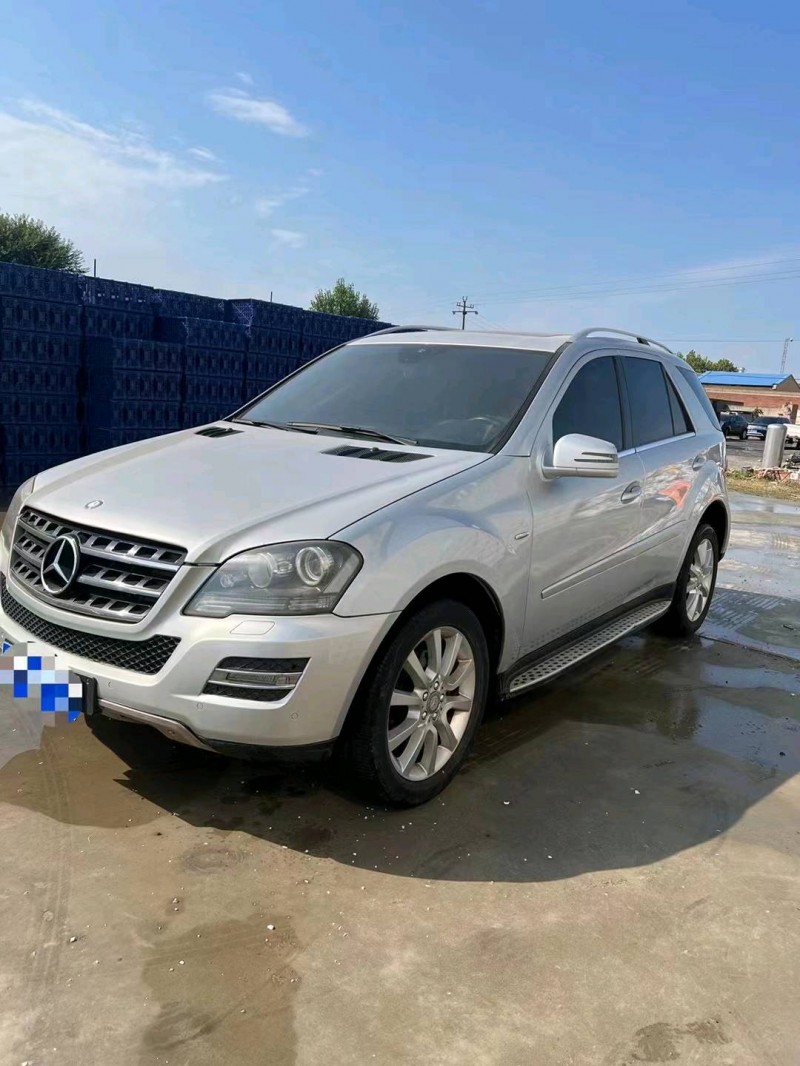 邯郸12年奔驰ML2