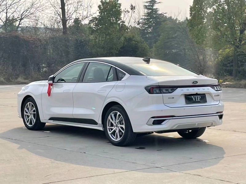 北京22年福特蒙迪欧4