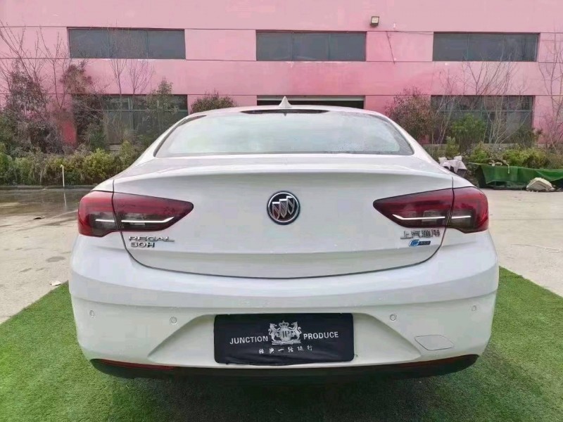 北京18年别克君威9