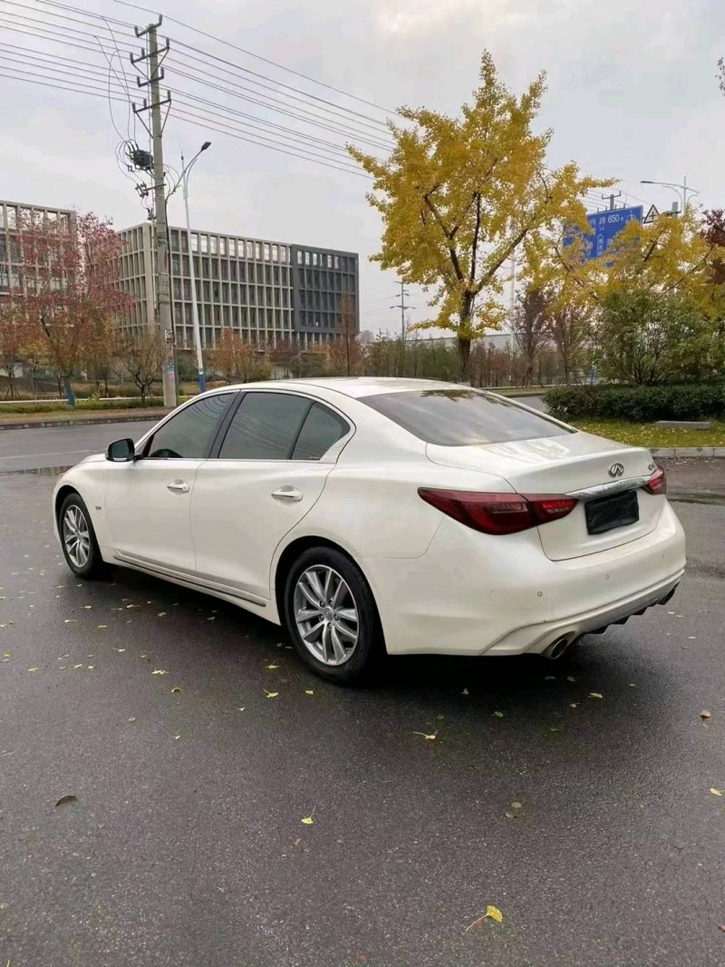 宿遷18年英菲尼迪Q50L4