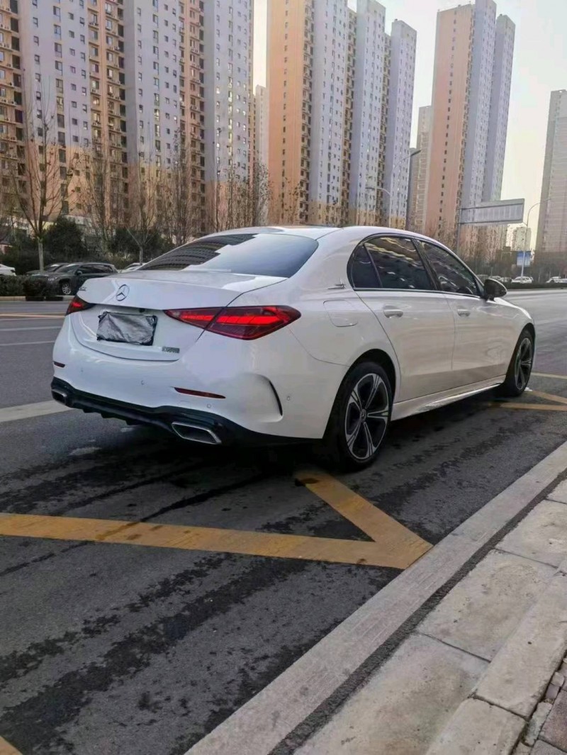 邯郸22年奔驰C8