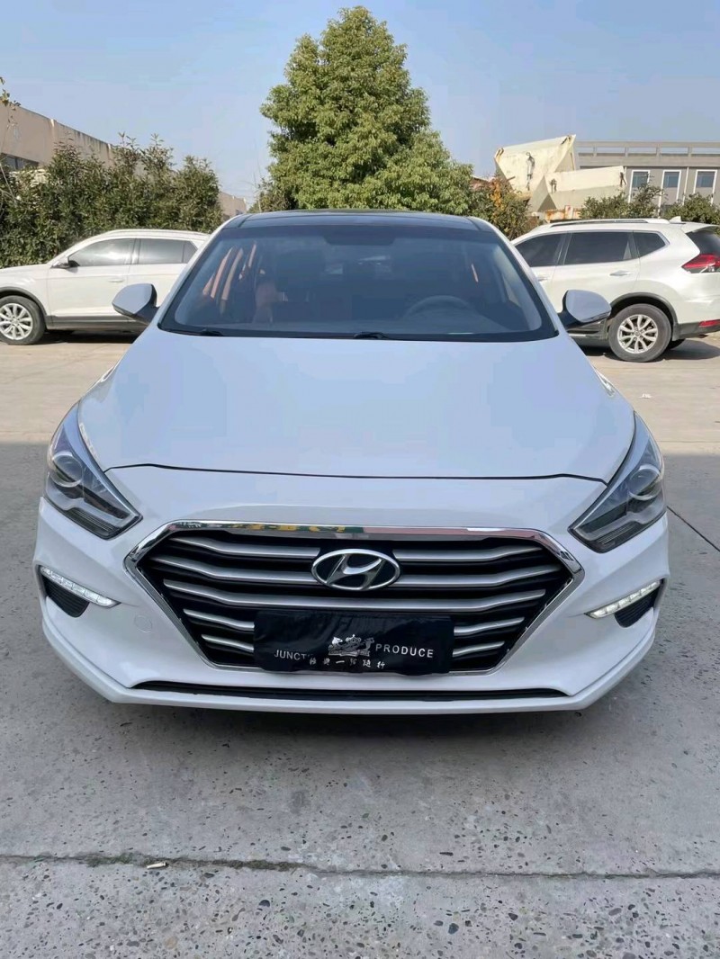 北京18年现代名图1