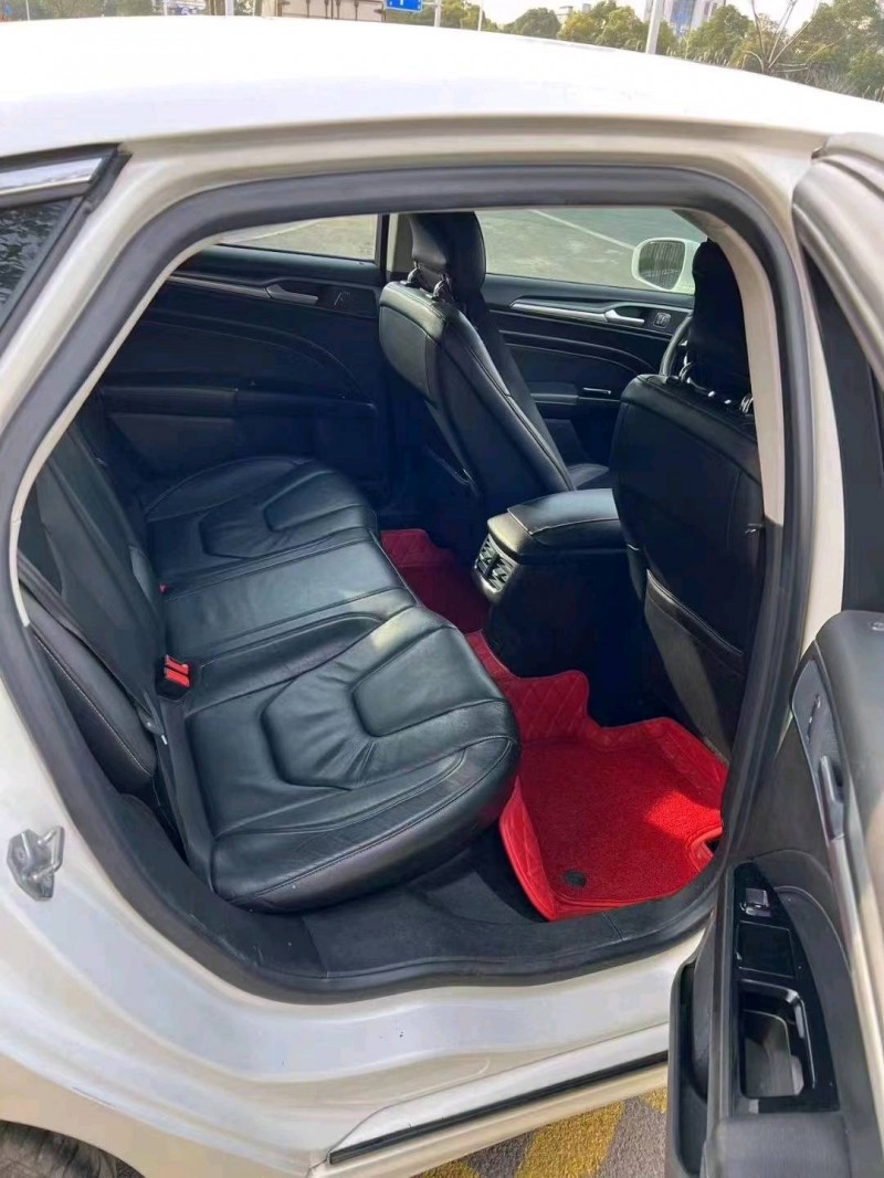 常州15年福特蒙迪欧8