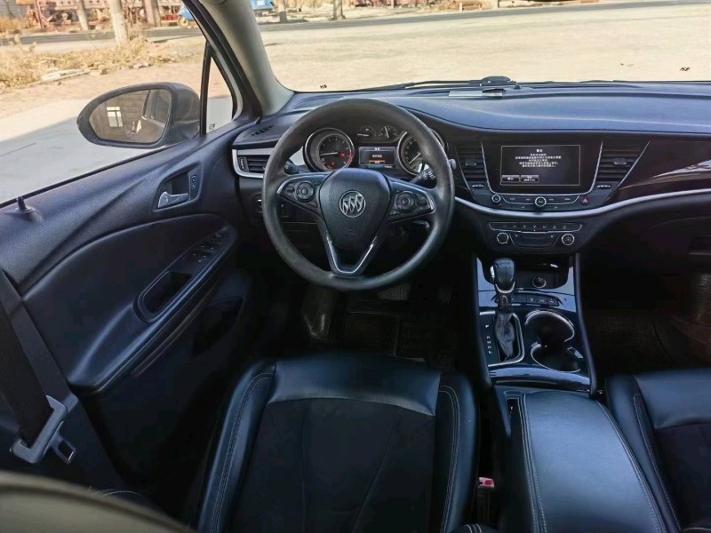 邯郸16年别克威朗4