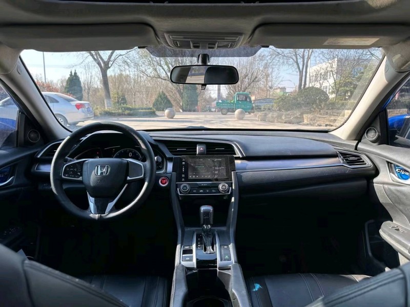 青岛18年本田思域6