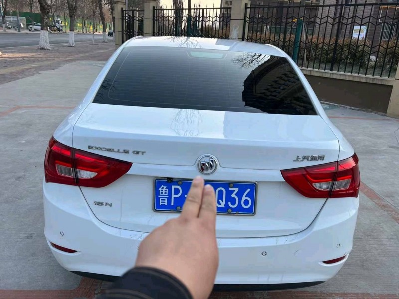 聊城16年别克英朗8