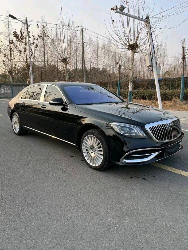徐州16年奔驰迈巴赫S级8