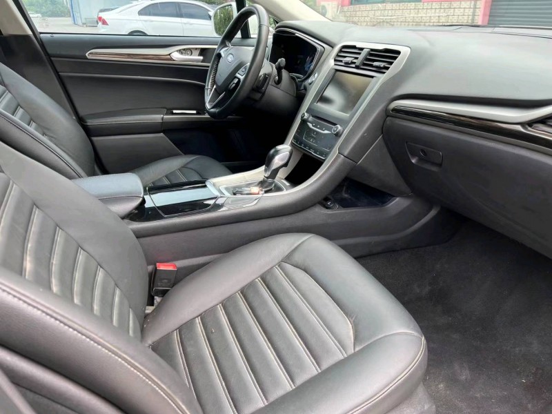 北京15年福特蒙迪欧8