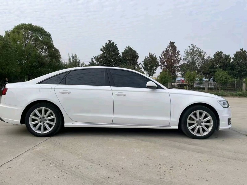 北京16年奥迪A6L4