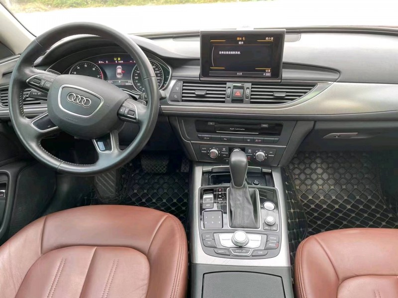 北京16年奥迪A6L8