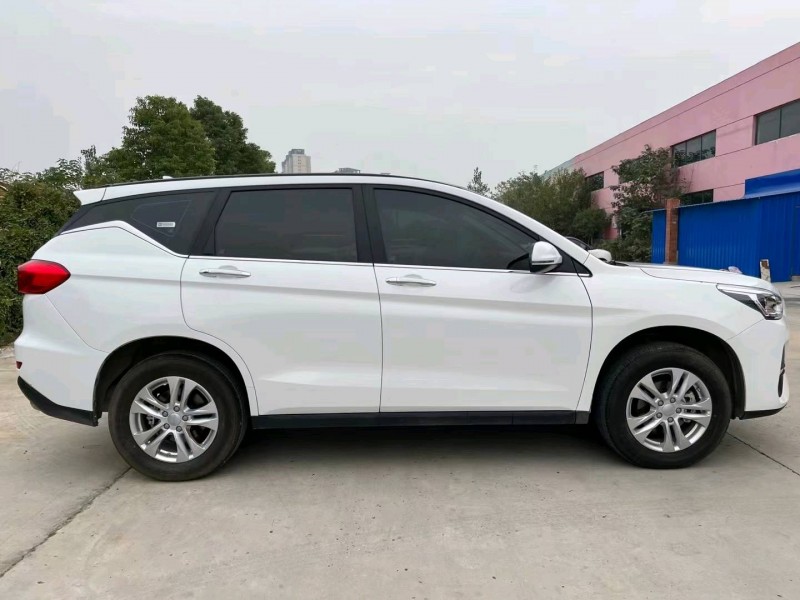 北京20年哈弗M64