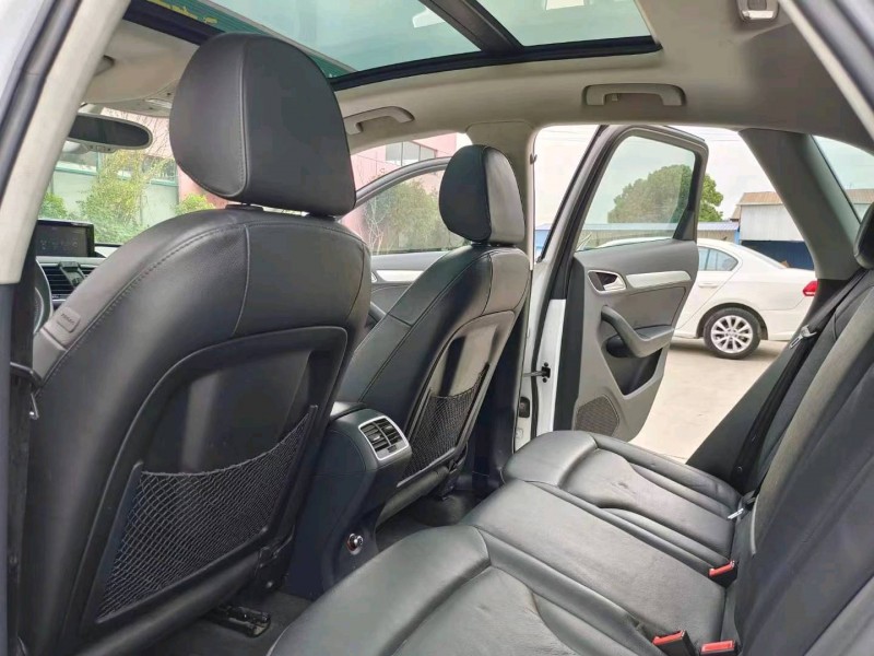 北京15年奥迪Q38