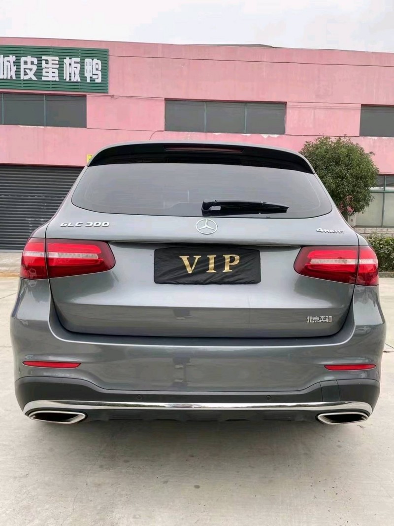 北京18年奔驰GLC9