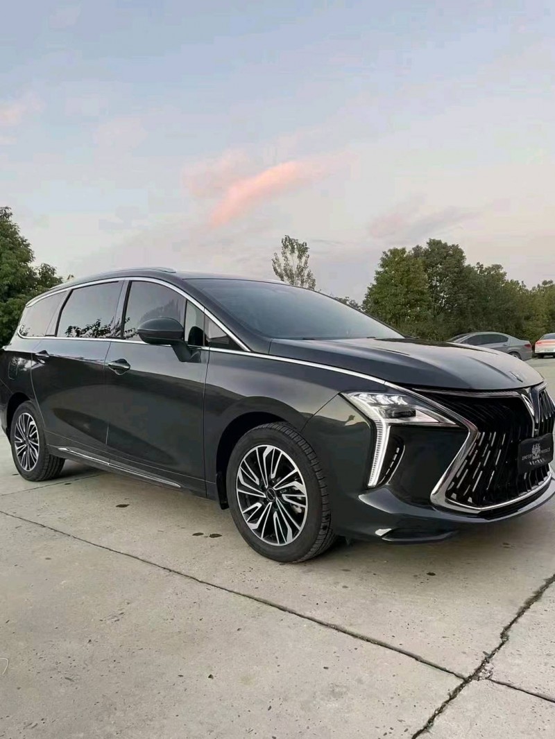 北京22年东风风行游艇3