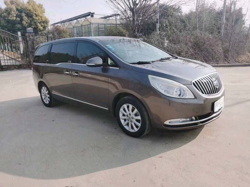 常州13年别克GL82