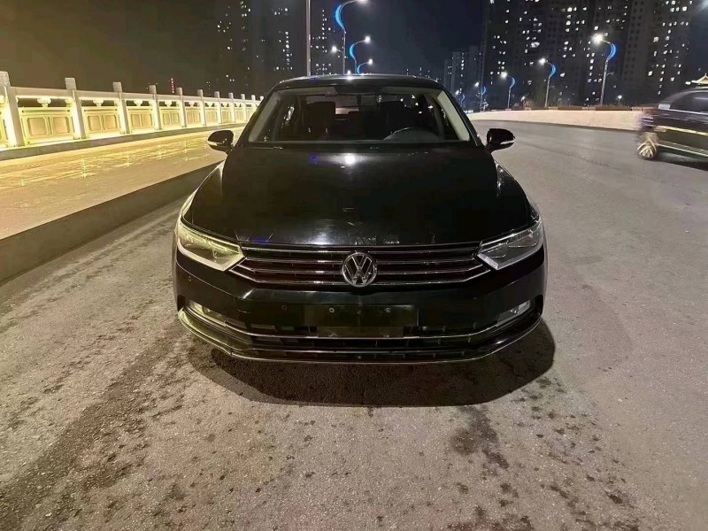 济南17年大众迈腾1