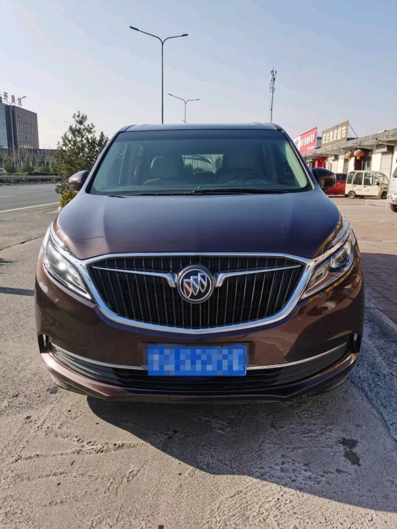 青岛16年别克GL81