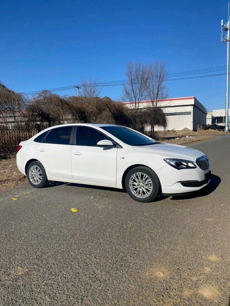 沈阳17年别克英朗2