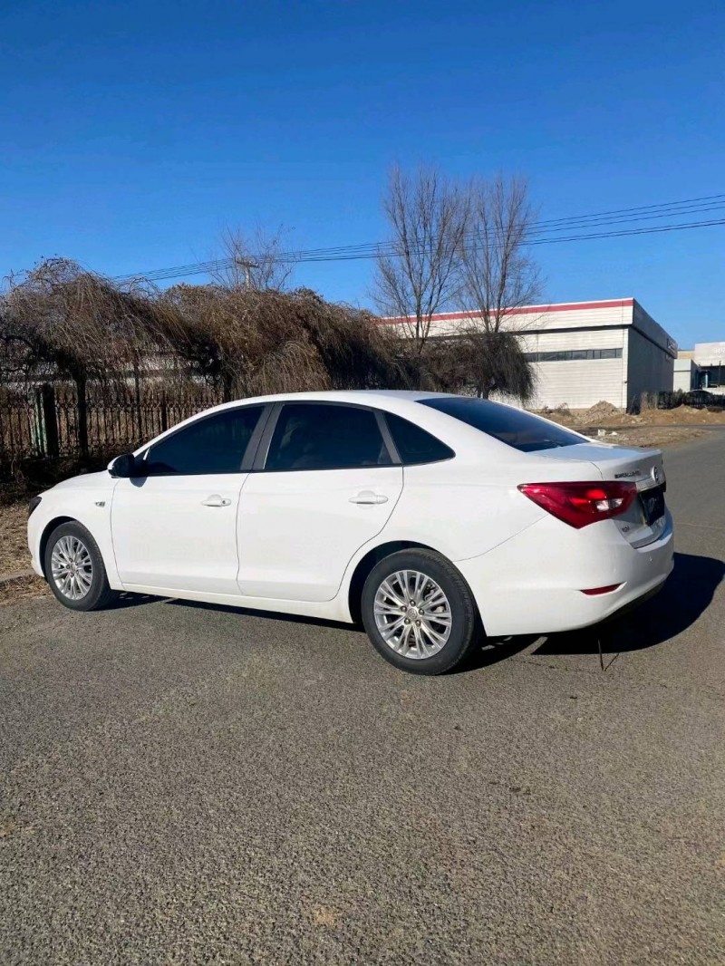 沈阳17年别克英朗6